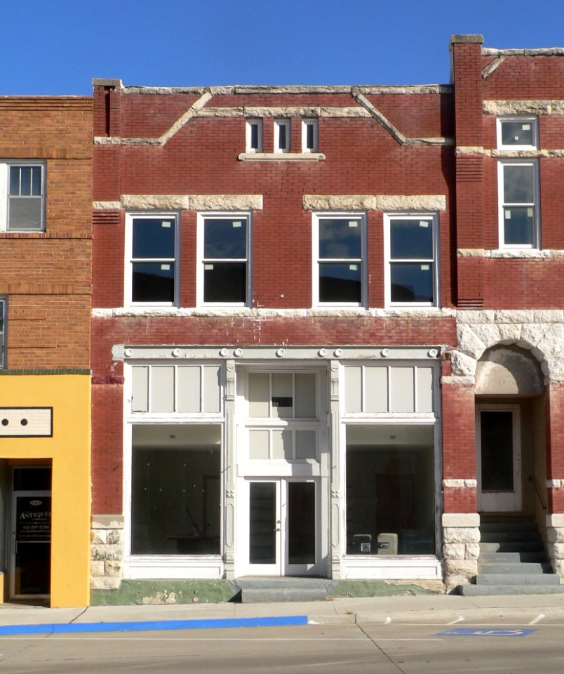 Auburn, Nebraska 1008 Central Avenue from S 1