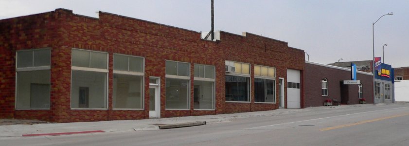 Auburn, Nebraska Central Avenue W. of H 1