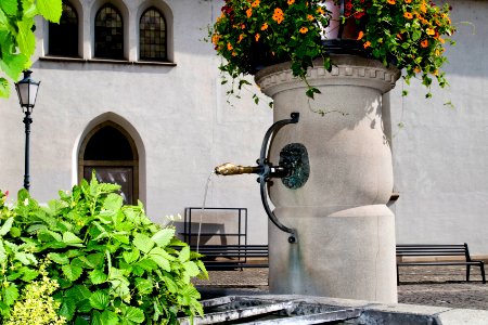 Augustinerbrunnen 2