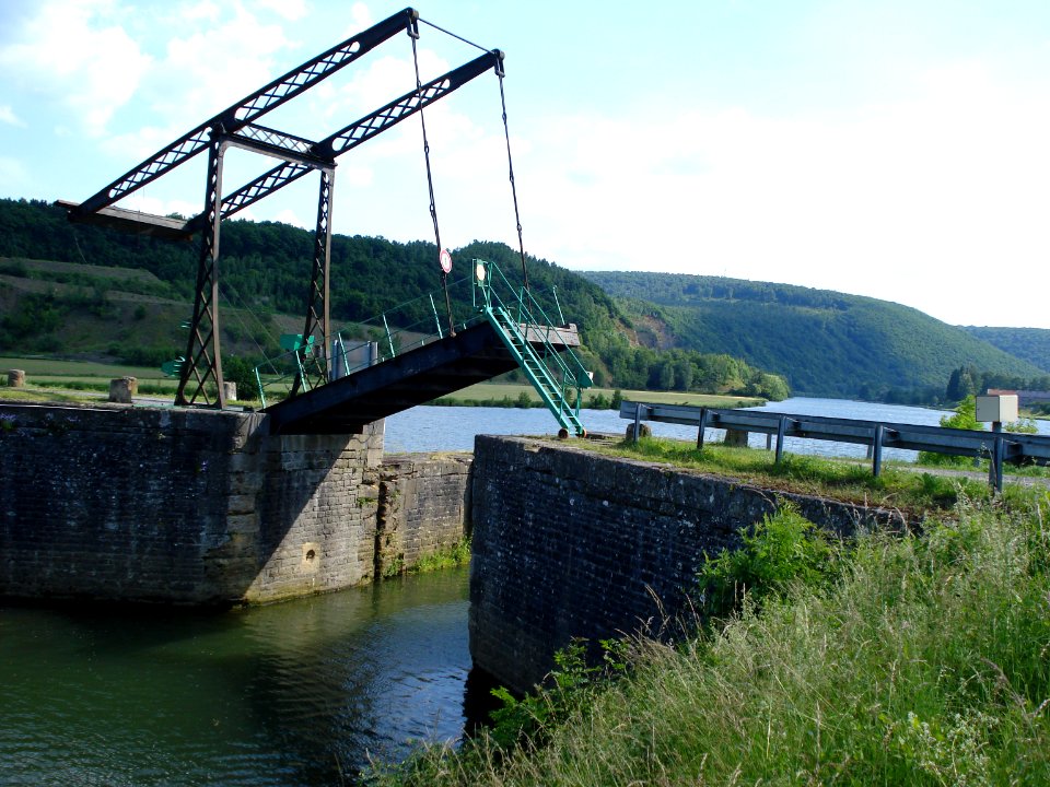 Aubrives pont à bascule