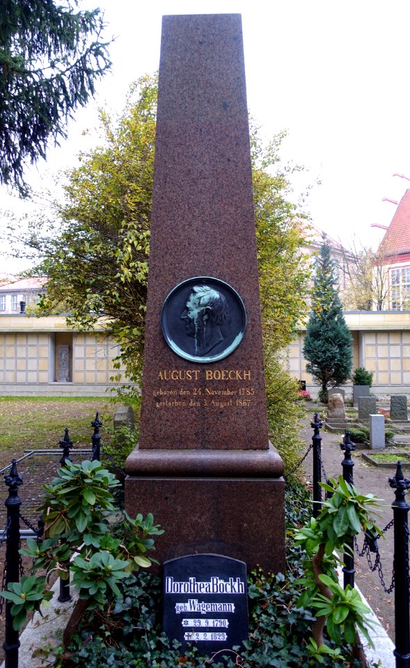 August Boeckh - Dorotheenstädtischer Friedhof - Berlin, Germany - DSC00309