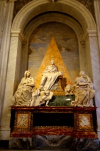 Augustino Favorito Sarzanensi (Cardinal Agostino Favoriti), by Filippo Carcani, 1685 - Santa Maria Maggiore - Rome, Italy - DSC05735