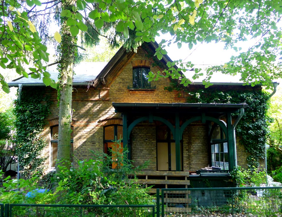 Auguststraße 19 (Berlin-Lichterfelde)