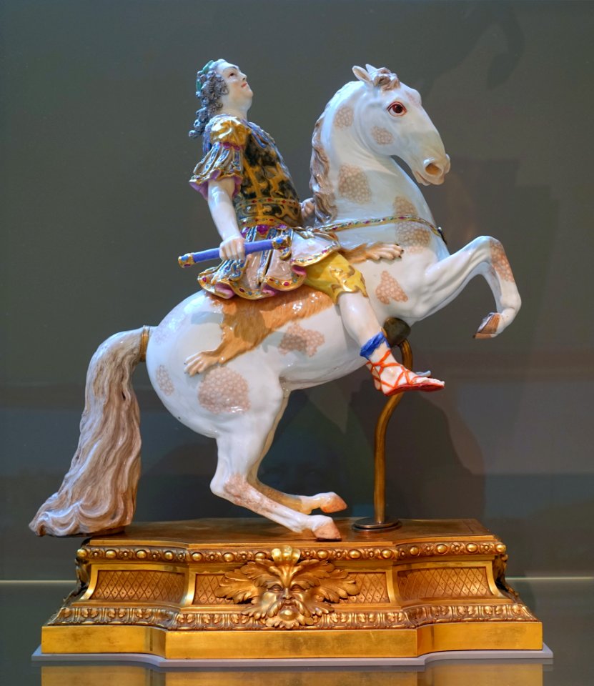Augustus III, Johann Joachim Kaendler, Meissen Porcelain Factory, c. 1753, hard-paste porcelain - Wadsworth Atheneum - Hartford, CT - DSC05283
