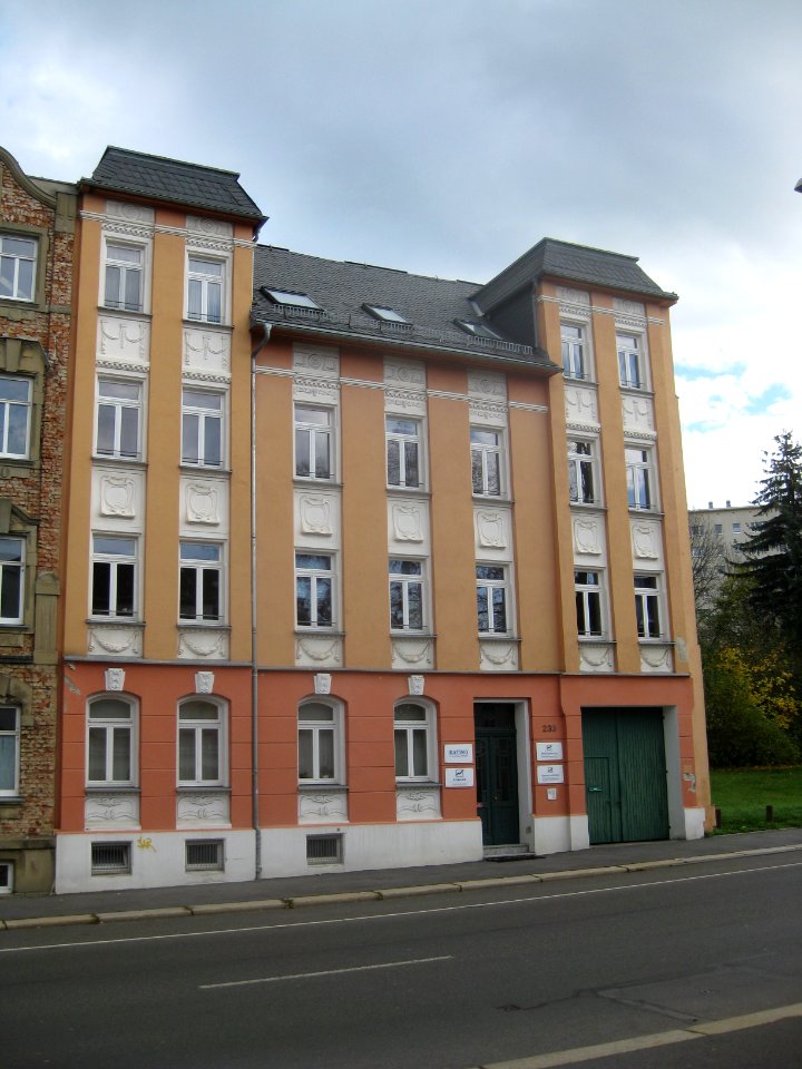 Augustusburger Straße 233