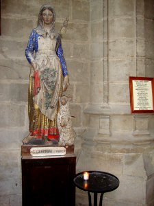 Auch, cathédrale, statue Sainte Germaine de Pibrac