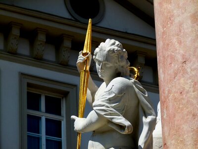 Sculpture stature holy