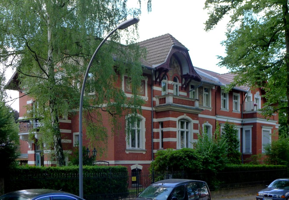 Augustastraße 25-26 (Berlin-Lichterfelde)