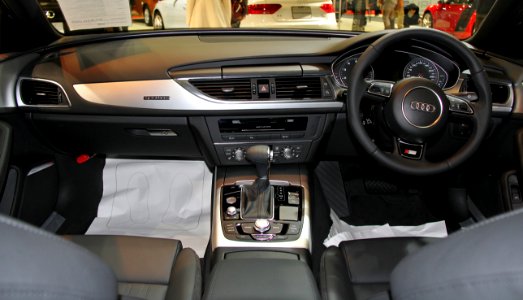 Audi A6 2.8 FSI quattro S Line plus interior