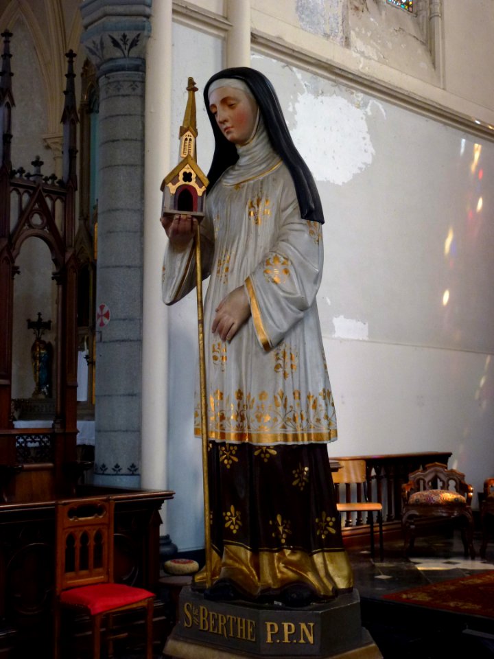Auchy-lez-Orchies (Nord, Fr) église, statue Ste Berthe