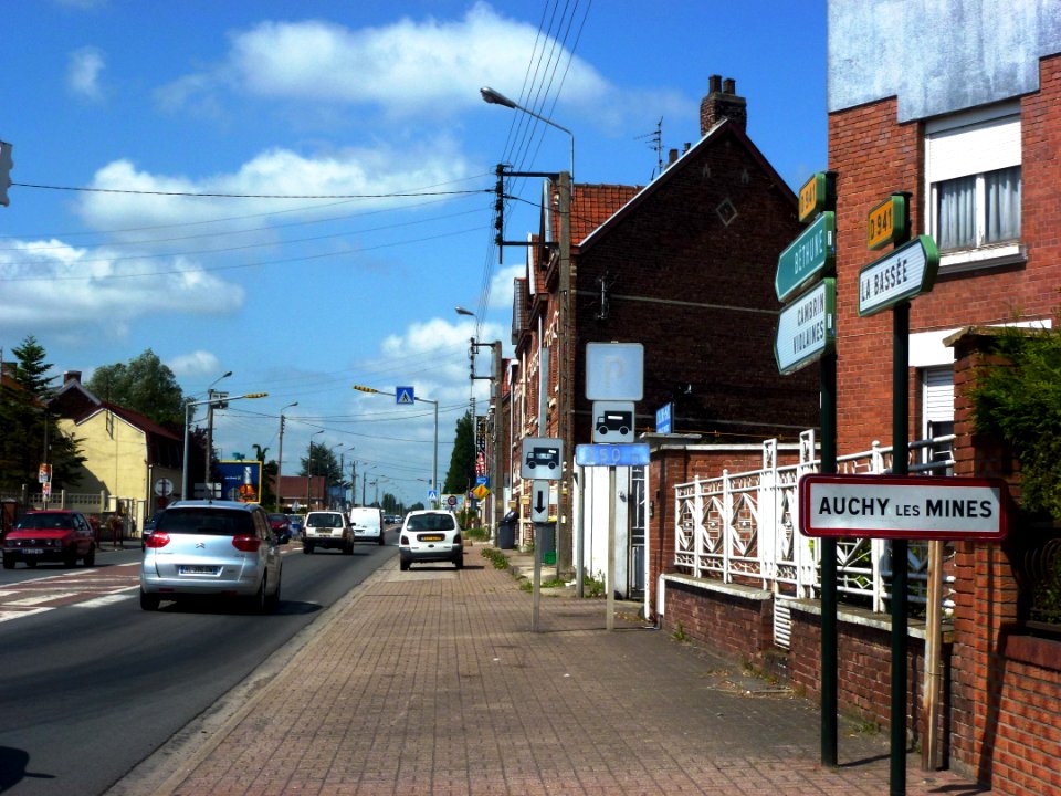 Auchy-les-Mines (Pas-de-Calais, Fr) city limit sign