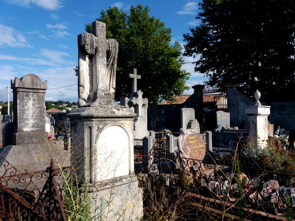 Aubenas - Cimetière - 03