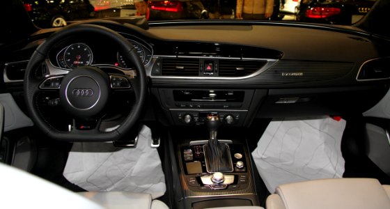 Audi RS6 Avant C7 interior