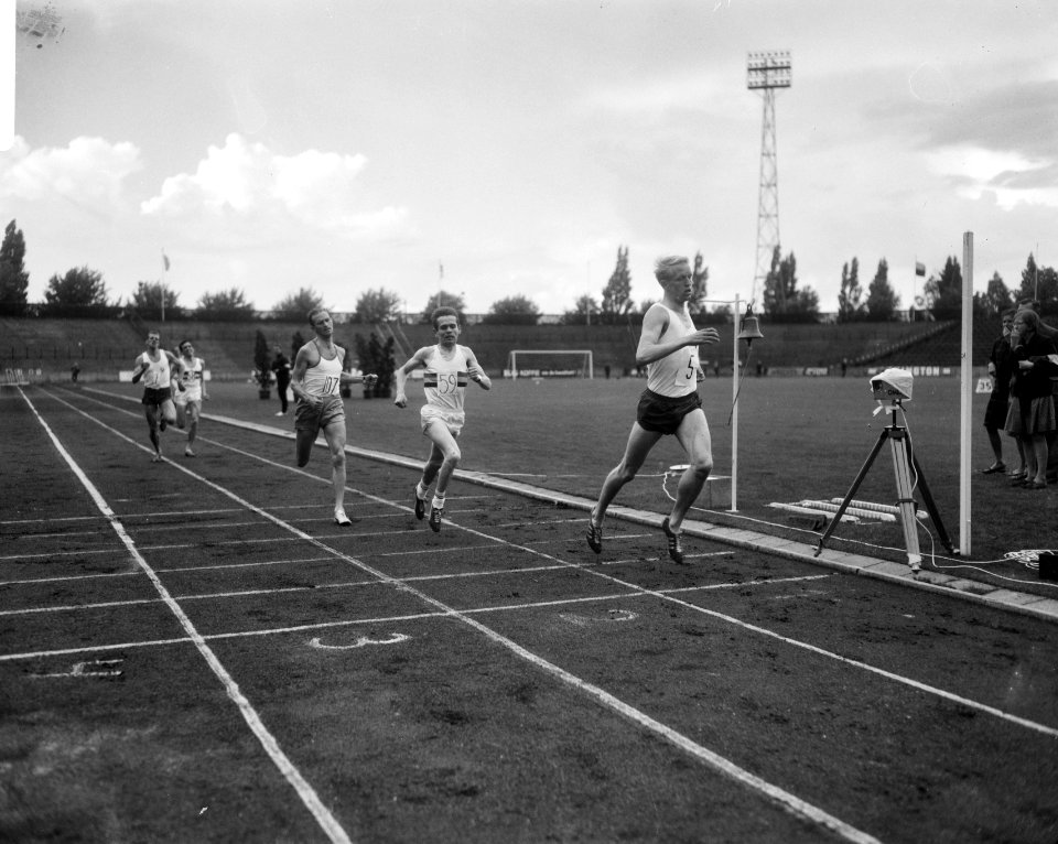 Atletiek, Nederland, Belgie en Denemarken te Den Bosch, Bestanddeelnr 919-4108