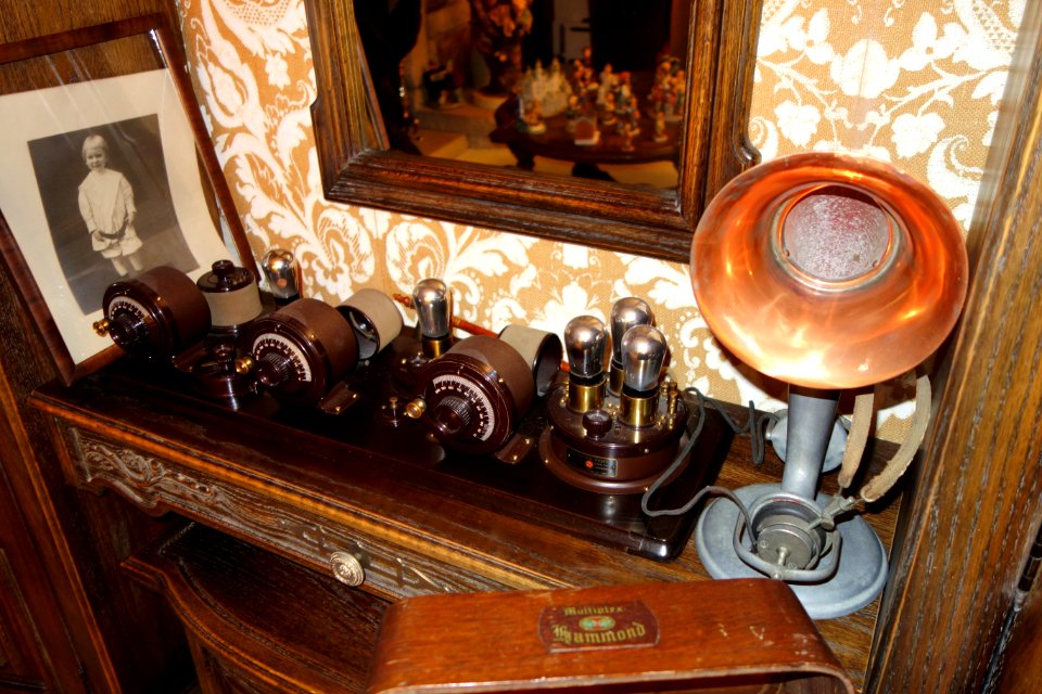 Atwater Kent Type TA detector and 2 stage AF amplifier - Bayernhof Museum - DSC06297