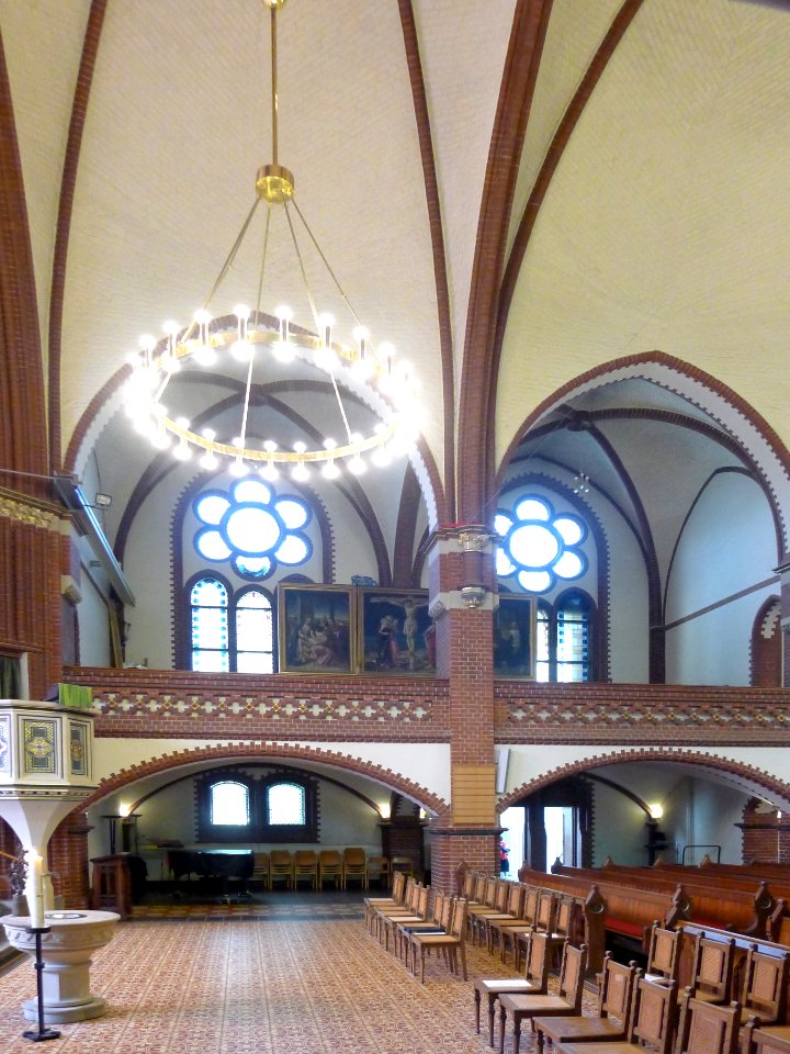 Auenkirche (Berlin-Wilmersdorf) rechter Querarm
