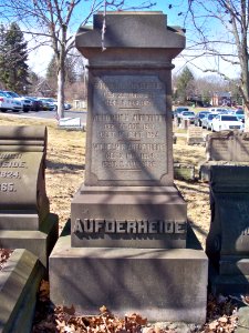 Aufderheide plot, Mount Royal Cemetery, 2015-03-22, 02