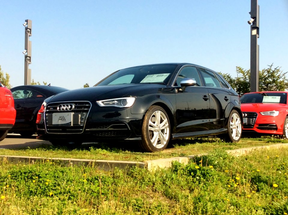 Audi S3 Sportback (8VCJXF) front
