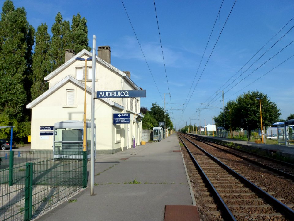 Audruicq (Pas-de-Calais) la gare (01)