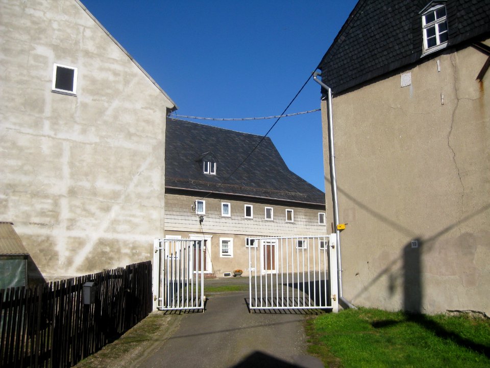 Auenstraße 10