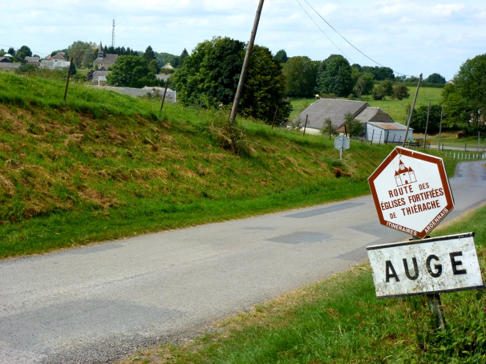 Auge (Ardennes) city limit sign