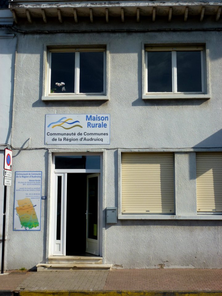 Audruicq (Pas-de-Calais) maison ComdeCom Region Audruicq (01)