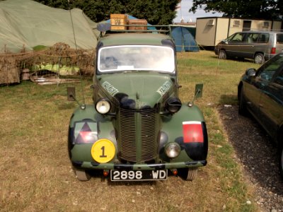 Austin 8 Staff Car, hood number M23142671, licence registration '2898 WD' pic2