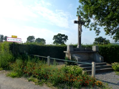 Audrehem (Pas-de-Calais) croix de chemin à l'entree d'Audrehem