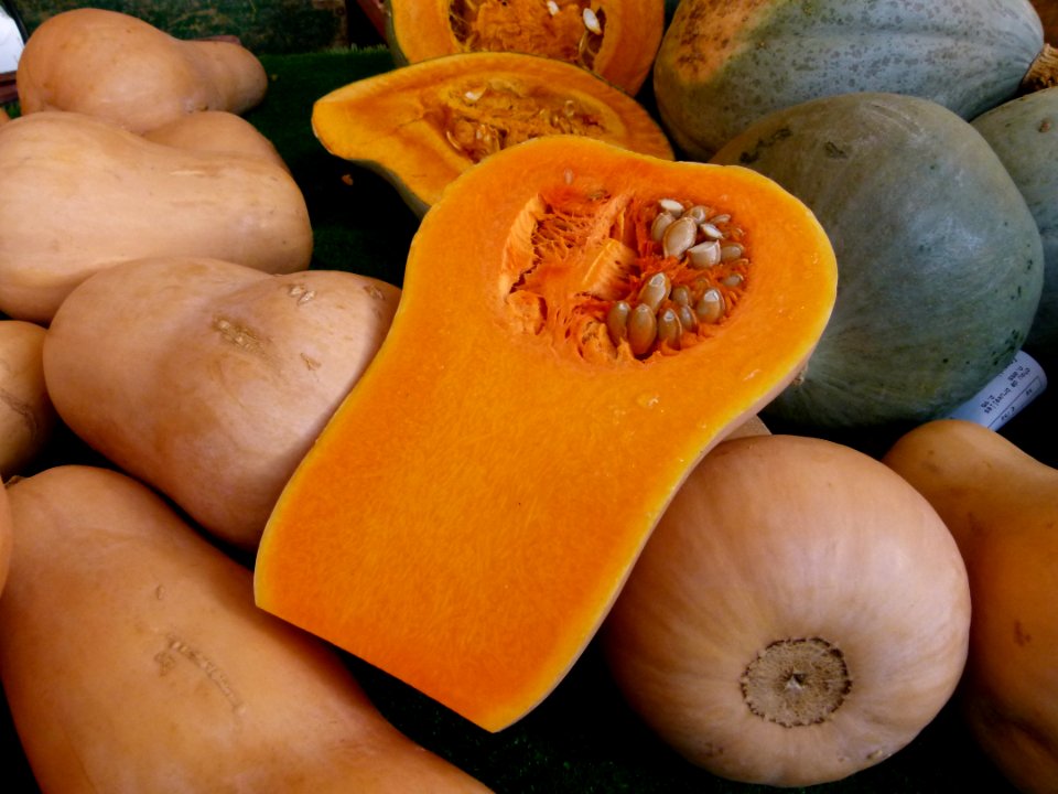 Au marché - coupe de butternut