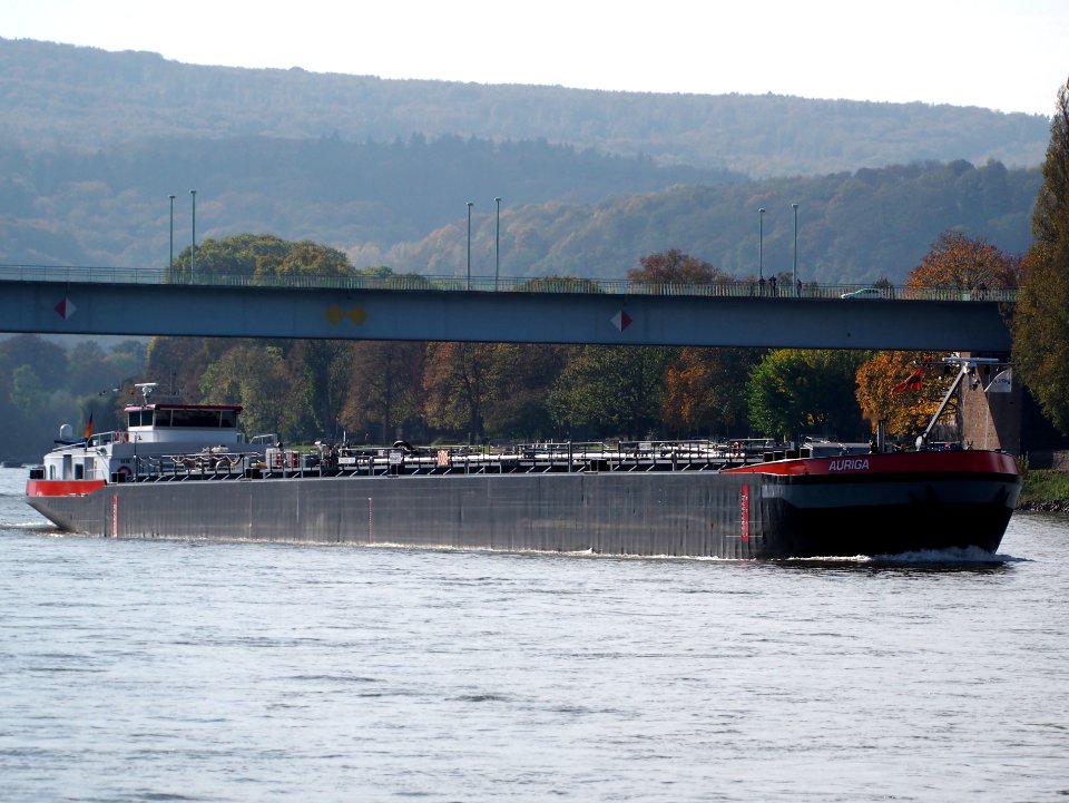 Auriga, ENI 04607590 on the Rhine river at Koblenz, pic3