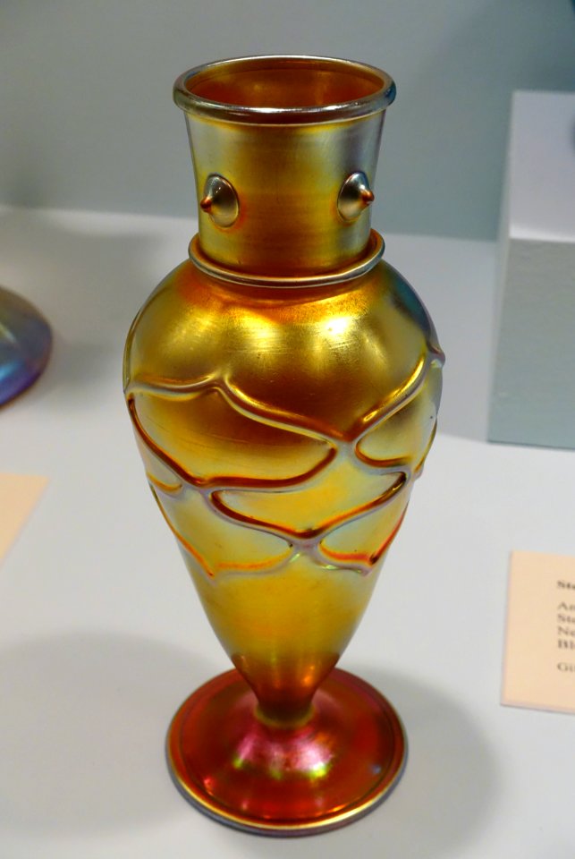 Aurene vase, Steuben Division of Corning Glass Works, New York, 1900-1925, blown iridescent glass - Krannert Art Museum, UIUC - DSC06575