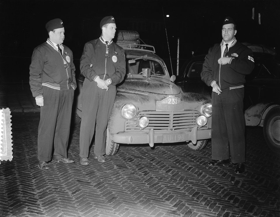 Autorally Monte Carlo pass-controle Amsterdam. L. I. Mattila Finland, Bestanddeelnr 905-4961