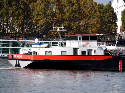 Auriga, ENI 04607590 on the Rhine river at Koblenz, pic1