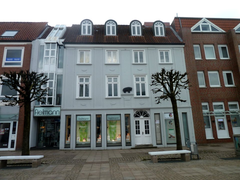 Aurich, Am Markt 28