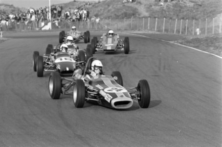 Autoraces op Circuit Zandvoort o.a. Formule Ford Race om de Kriter Trophy, final, Bestanddeelnr 922-2707