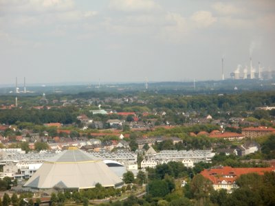 Ausblick vom Gasometer Oberhausen am 23 08 2012 mit Sicht nach Gelsenkirchen