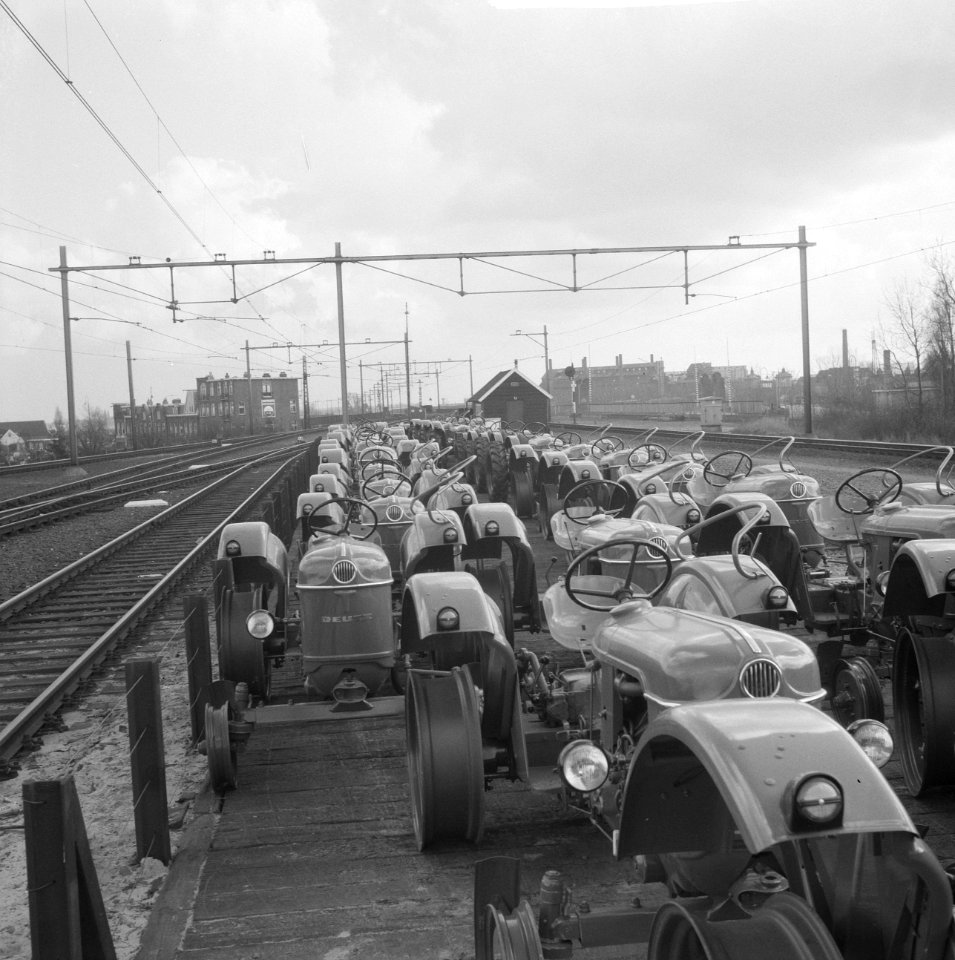 Autoslaaptrein voor nieuwe seizoen (N.S.), Bestanddeelnr 913-7712