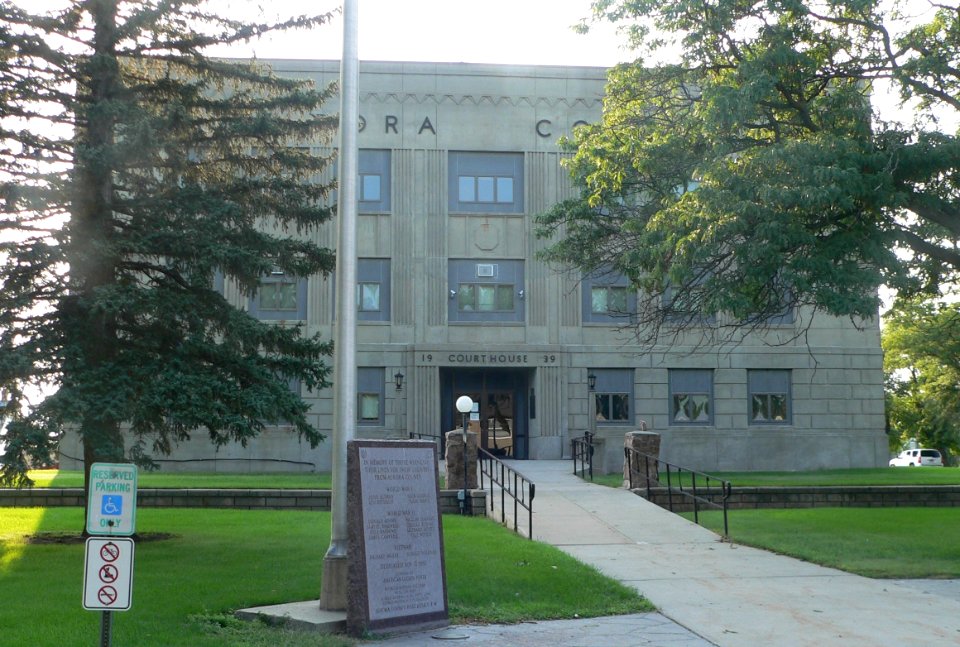 Aurora Co, SD, courthouse from E 1