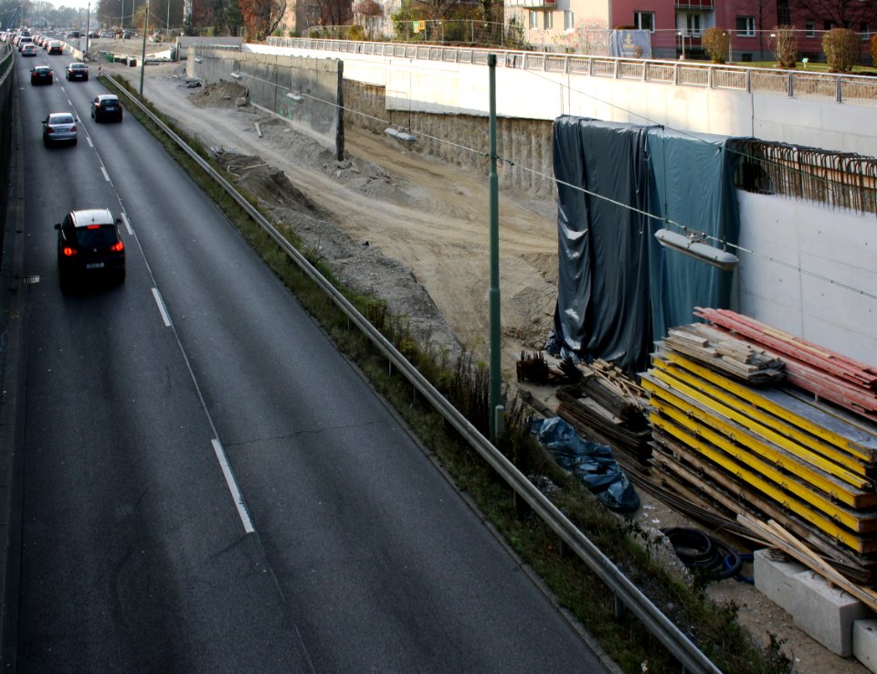 Ausfahrtsrampe der Unterführung Heckenstallerstrasse unter Passauer Str Blick Richtung West