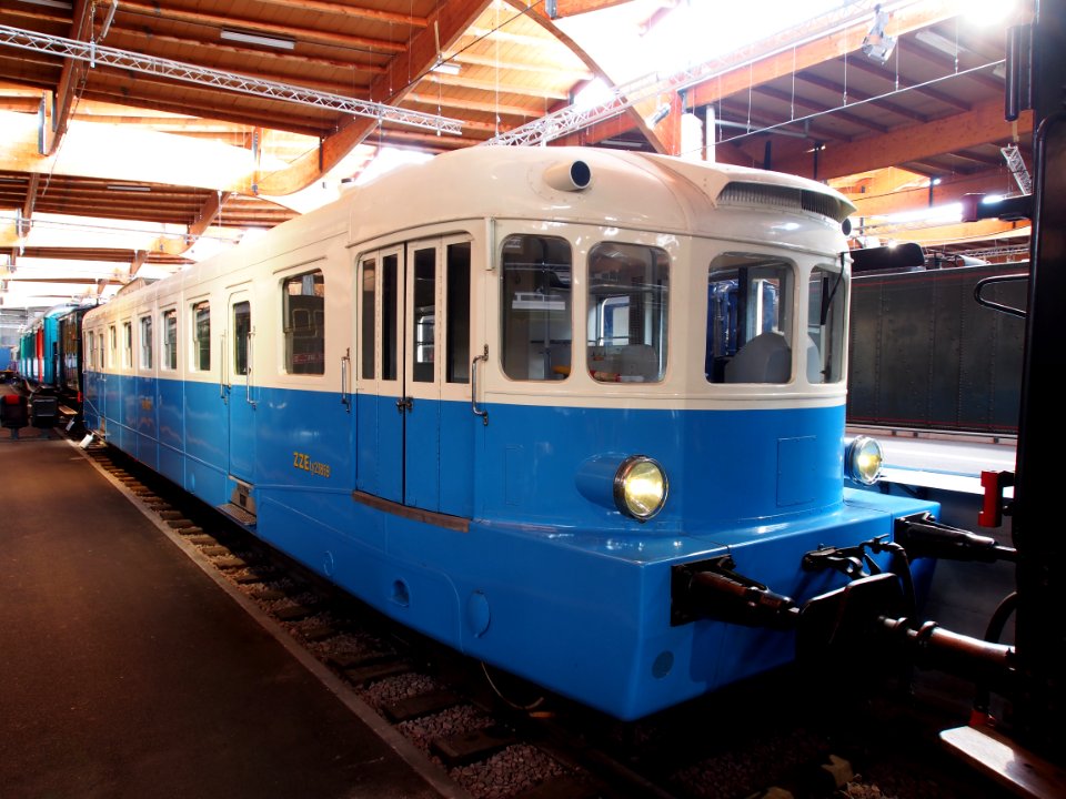 Autorail Renault VH2211 ZZE ty 23859 photo 1