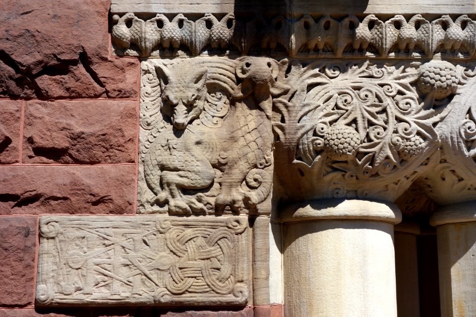 Austin Hall detail - Harvard University - DSC04687