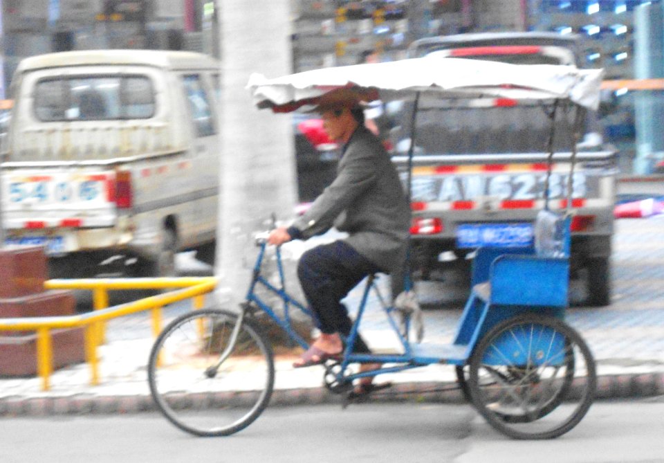 Auto-rickshaw in Haikou - 01