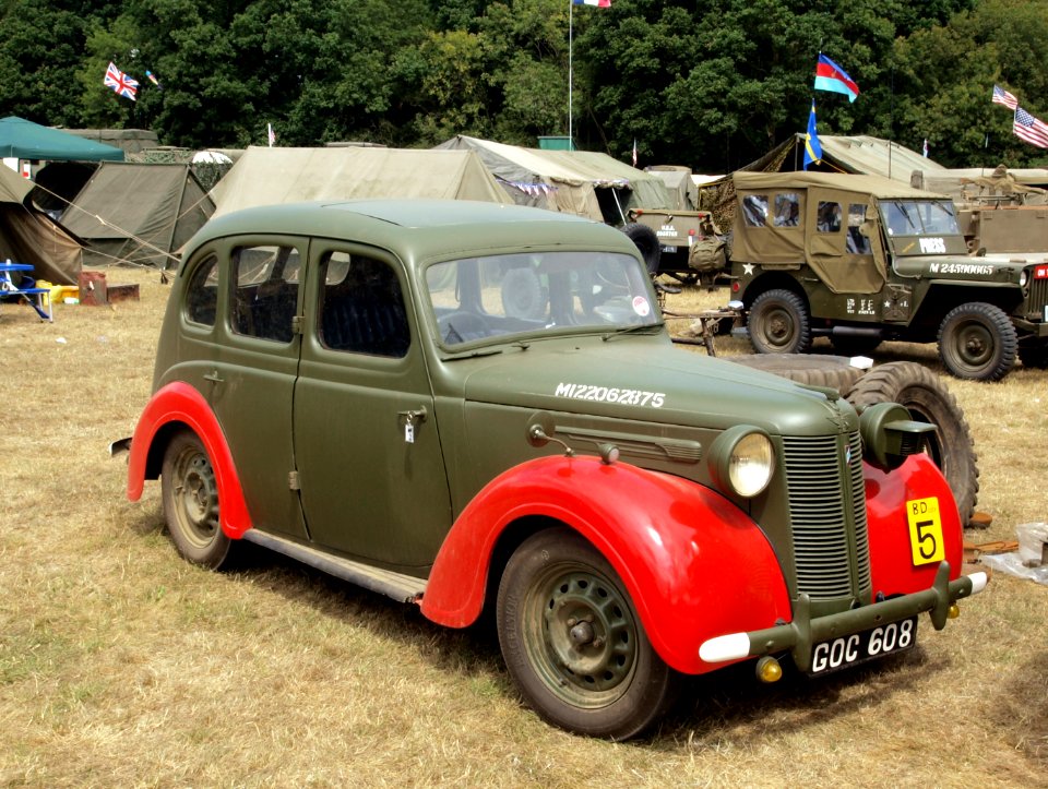Austin Ten Saloon M122062875 pic3