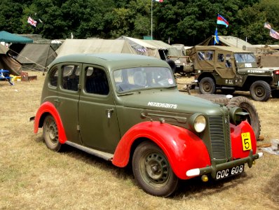 Austin Ten Saloon M122062875 pic3