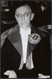Auteurs, portretten, onderscheidingen, universiteiten, vriesland v e, Bestanddeelnr 094-0608