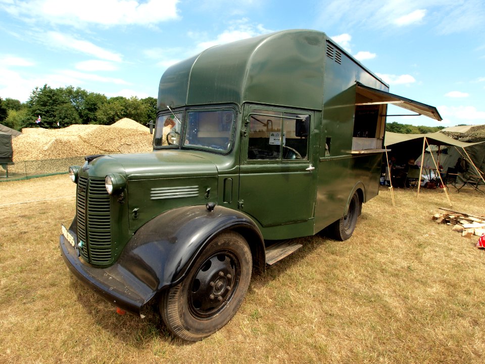 Austin K2 Mobile Canteen pic2