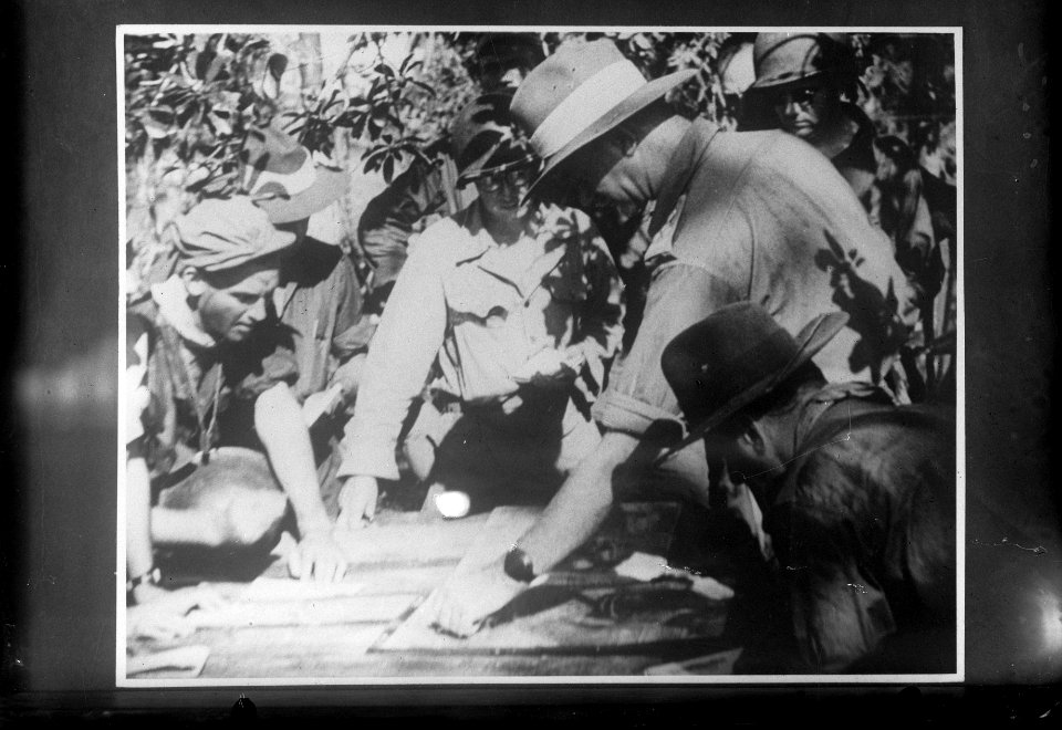 Australiers bezetten Tarakan, Bestanddeelnr 900-6352