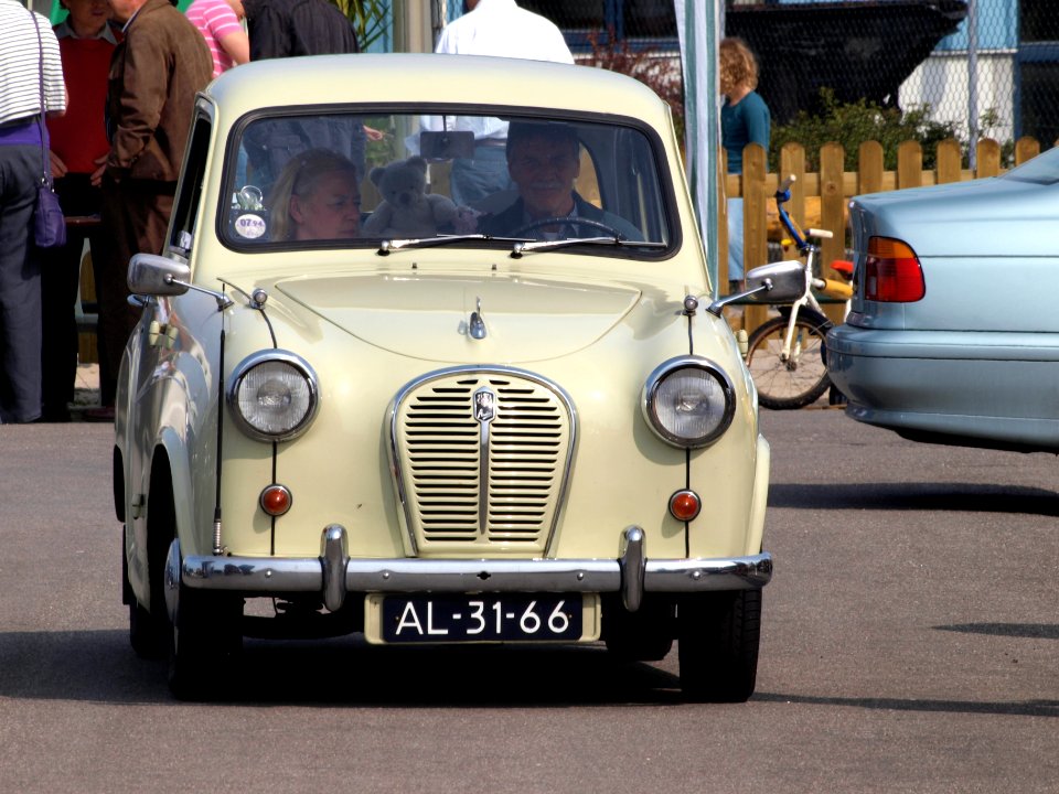 Austin A35 Saloon (1957) , Dutch licence registration AL-31-66 pic2