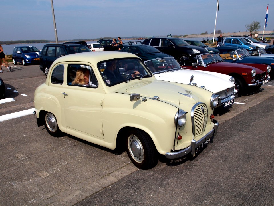 Austin A35 Saloon (1957) , Dutch licence registration AL-31-66 pic5