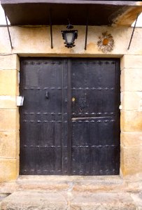 Ataun - Barrio de San Gregorio, puerta 08